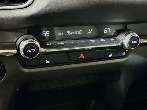 Certified 2024 MAZDA CX-30 AWD 2.5 S w/ Preferred Package image 14