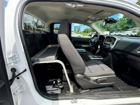 Used 2022 Chevrolet Colorado LT w/ Fleet Safety Package AWD/4WD image 13