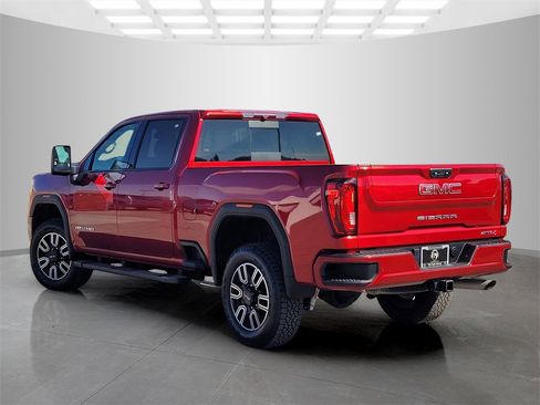 Used 2022 GMC Sierra 2500 AT4 w/ AT4 Preferred Package image 6