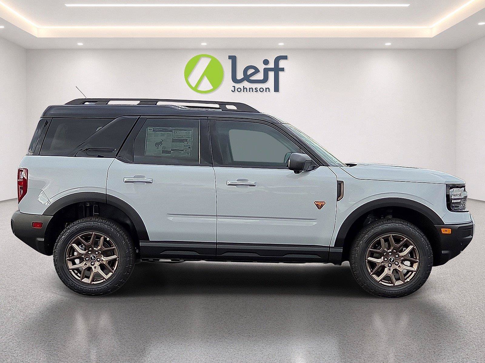 New 2026 Ford Bronco Sport Badlands w/ Bronze Package AWD/4WD image 7