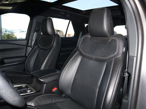 Certified 2024 Ford Explorer ST w/ Equipment Group 401A image 32