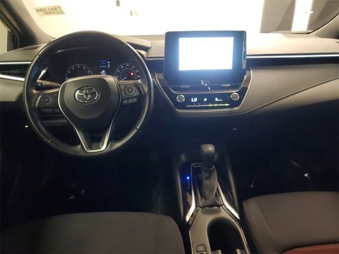 Used 2024 Toyota Corolla SE image 11