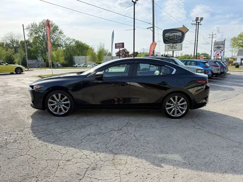 Used 2019 MAZDA MAZDA3 Sedan w/ Preferred Package FWD image 2