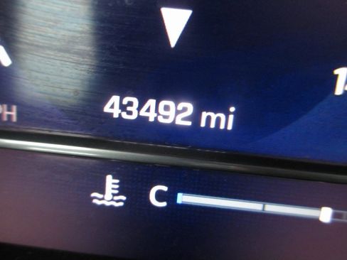 Certified 2024 Chevrolet Silverado 2500 LT image 28