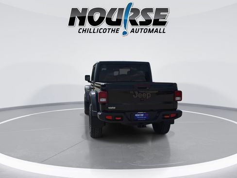 Used 2023 Jeep Gladiator Mojave w/ Cold Weather Group AWD/4WD image 7