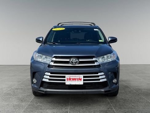 Used 2019 Toyota Highlander XLE image 9