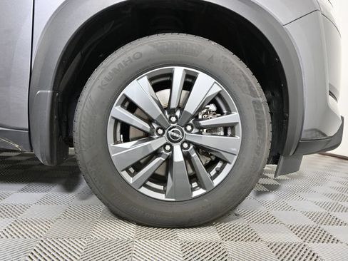 Used 2024 Nissan Pathfinder SV w/ SV Premium Package AWD/4WD image 11