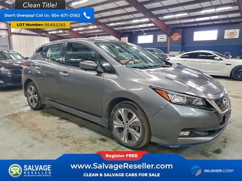 Used 2022 Nissan Leaf SV Plus image 5