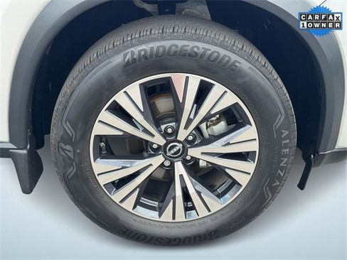 Used 2023 Nissan Rogue SV image 6