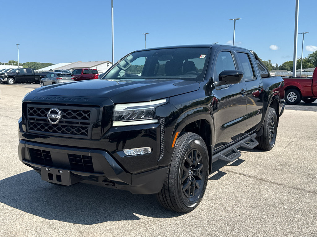 Certified 2023 Nissan Frontier SV w/ Midnight Edition Package AWD/4WD image 2