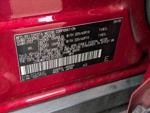 Used 2020 Toyota RAV4 Limited image 24