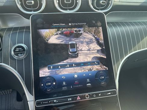 Used 2023 Mercedes-Benz GLC 300 4MATIC image 15