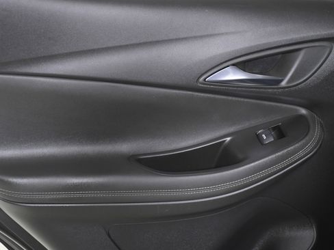 Used 2023 Buick Encore GX Preferred image 24