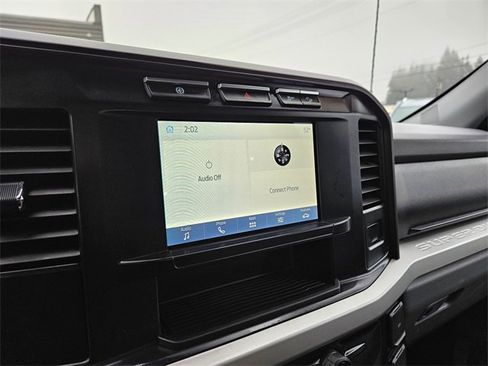 Used 2023 Ford F350 XLT w/ FX4 Off-Road Package image 21