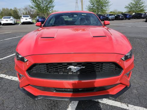 Used 2020 Ford Mustang Coupe RWD image 11