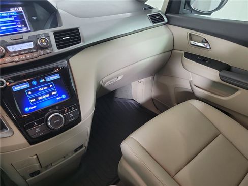 Used 2016 Honda Odyssey EX-L image 16