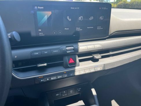 Used 2025 Kia K4 FWD image 17