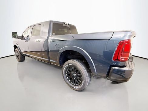 Used 2026 RAM 2500 Limited AWD/4WD image 4
