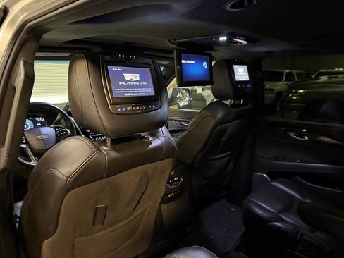 Used 2016 Cadillac Escalade ESV Platinum AWD/4WD image 6