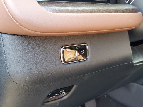 New 2026 Lincoln Navigator Reserve image 15