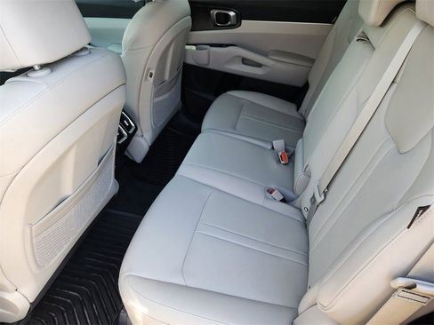 New 2026 Kia Sorento S w/ S Panoramic Sunroof Package FWD image 22
