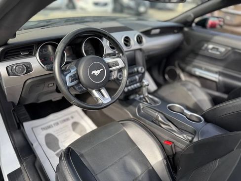 Used 2019 Ford Mustang Premium image 22