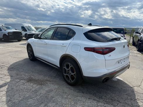 Used 2022 Alfa Romeo Stelvio Ti AWD/4WD image 7