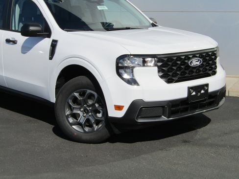 New 2026 Ford Maverick XLT AWD/4WD image 16
