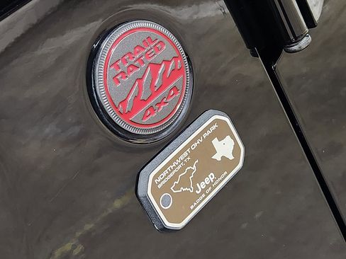 Used 2020 Jeep Gladiator Rubicon image 29