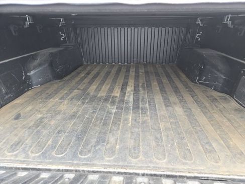 Used 2019 Toyota Tacoma TRD Off-Road AWD/4WD image 10