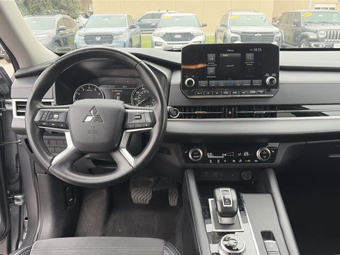 Used 2024 Mitsubishi Outlander SE AWD/4WD image 20