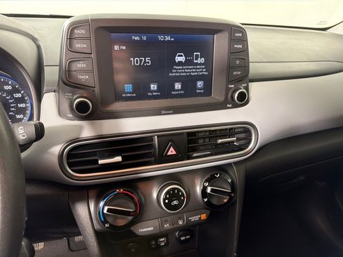 Used 2021 Hyundai Kona SE image 15