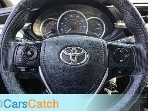 Used 2015 Toyota Corolla LE FWD image 19