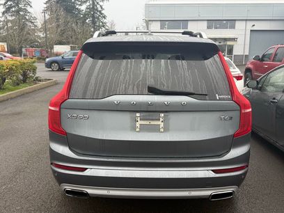 Used 2018 Volvo XC90 T6 Momentum w/ Convenience Package