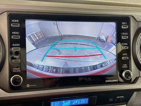 Used 2022 Toyota Tacoma SR5 w/ Technology Package RWD image 20
