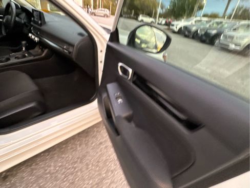 Used 2022 Honda Civic EX image 27