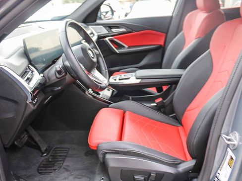 Used 2025 BMW X2 xDrive28i image 17