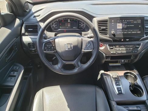 Used 2023 Honda Passport EX-L image 13