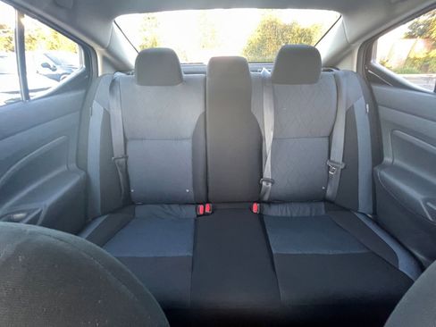 Used 2025 Nissan Versa SV FWD image 36
