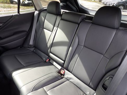 Used 2022 Subaru Outback Limited image 28