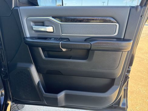 Used 2022 RAM 2500 Big Horn AWD/4WD image 25