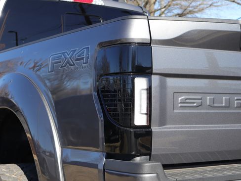 Used 2022 Ford F250 Lariat w/ Black Appearance Package image 31