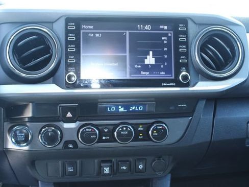 Used 2023 Toyota Tacoma TRD Off-Road AWD/4WD image 20