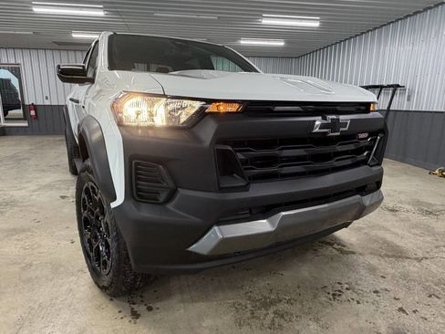 Used 2026 Chevrolet Colorado Trail Boss image 13