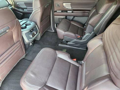 New 2025 Ford Expedition Platinum w/ Platinum Ultimate Package image 22