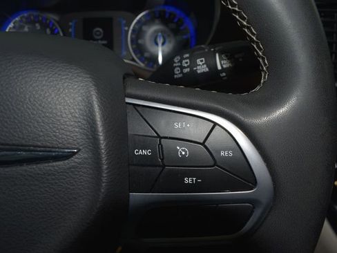 Used 2023 Chrysler Voyager LX FWD image 16
