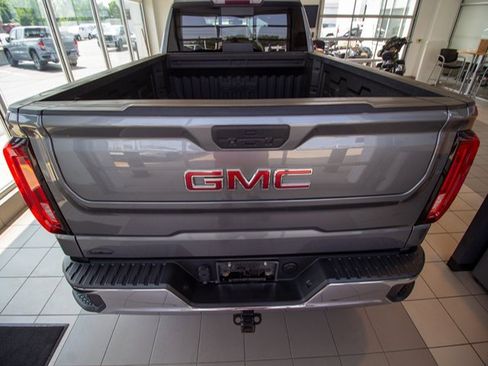 Used 2021 GMC Sierra 1500 SLT w/ SLT Convenience Package image 6