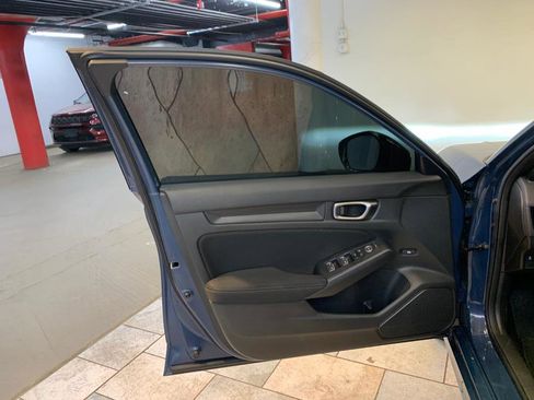 Used 2025 Honda Civic Sport image 14
