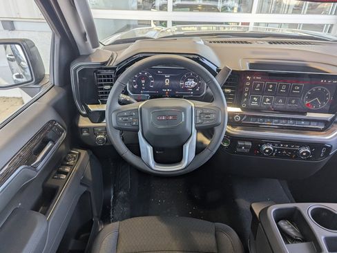 New 2026 GMC Sierra 1500 Elevation image 3