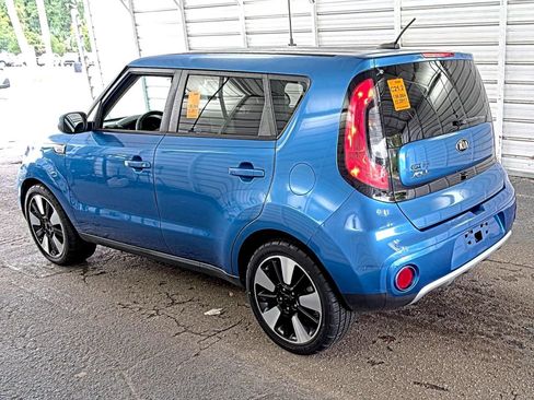 Used 2017 Kia Soul + w/ Designer's Package FWD image 7